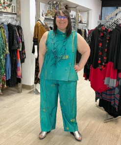 3 Potato Art Print Sleeveless Mock Neck Top, Teal Multi