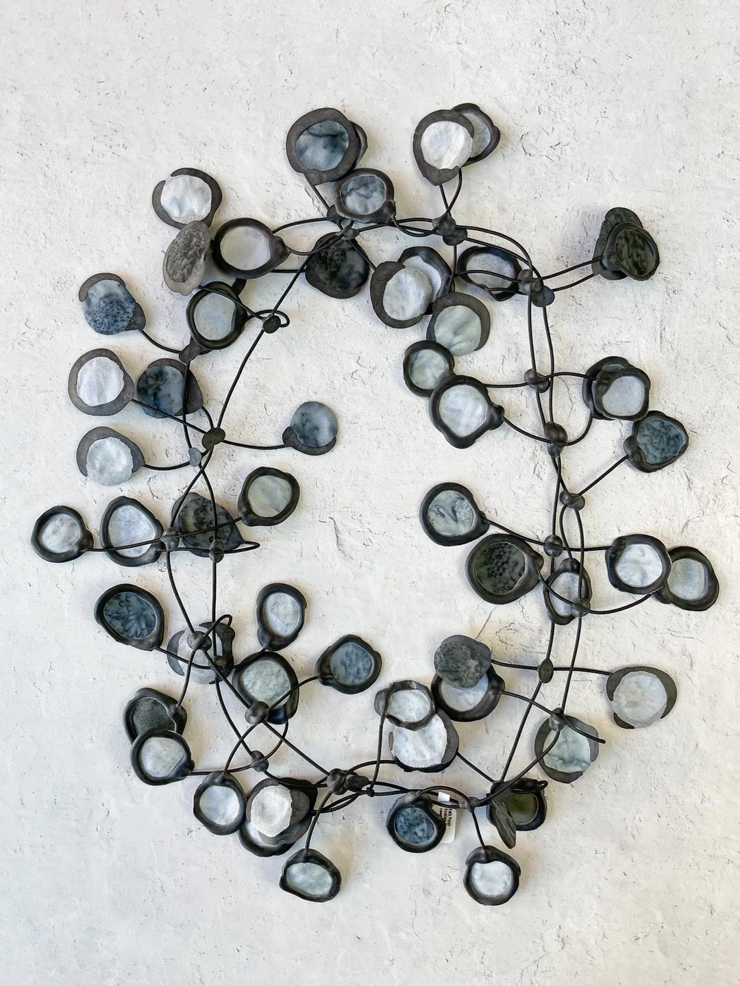 Annemieke Broenink Annemieke Broenink Batik Poppy Necklace, Smoke Ink 3 Annemieke Broenink Annemieke Broenink Batik Poppy Necklace, Smoke Ink