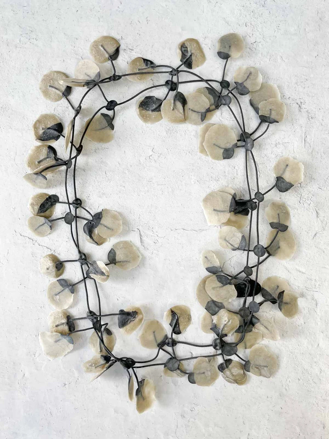 Annemieke Broenink Poppy Necklace, Teddy Annemieke Broenink 3 Annemieke Broenink Poppy Necklace, Teddy Annemieke Broenink