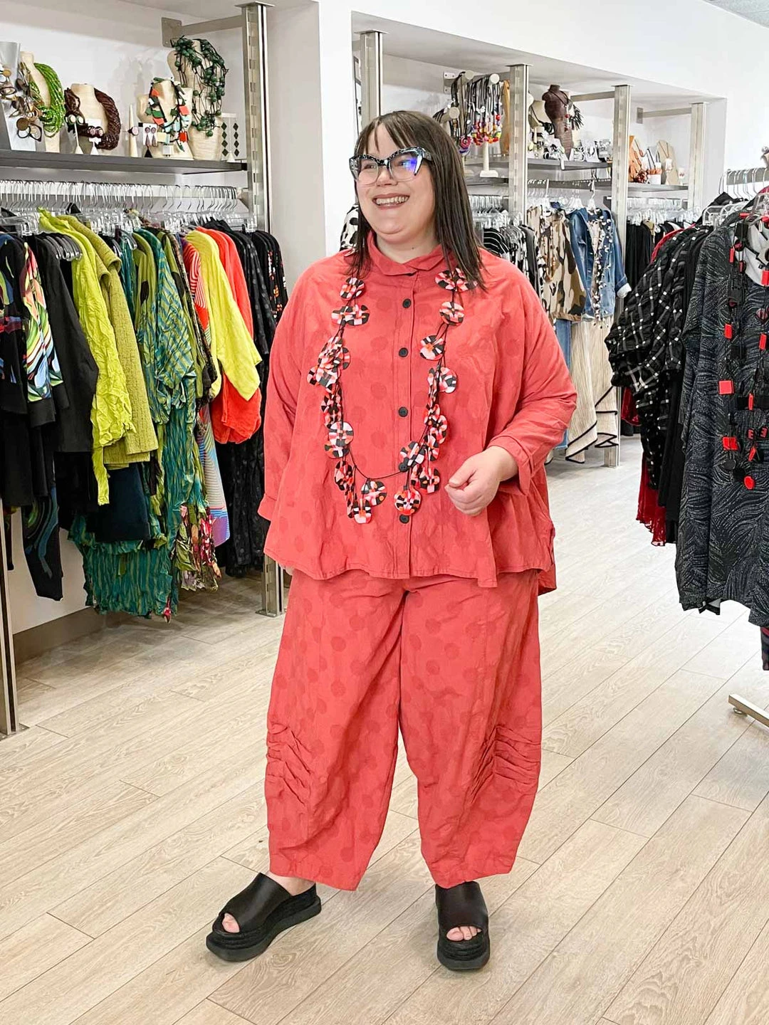 Dress To Kill Split Back Shirt, Red Dot Dress To Kill 4 Dress To Kill Split Back Shirt, Red Dot Dress To Kill