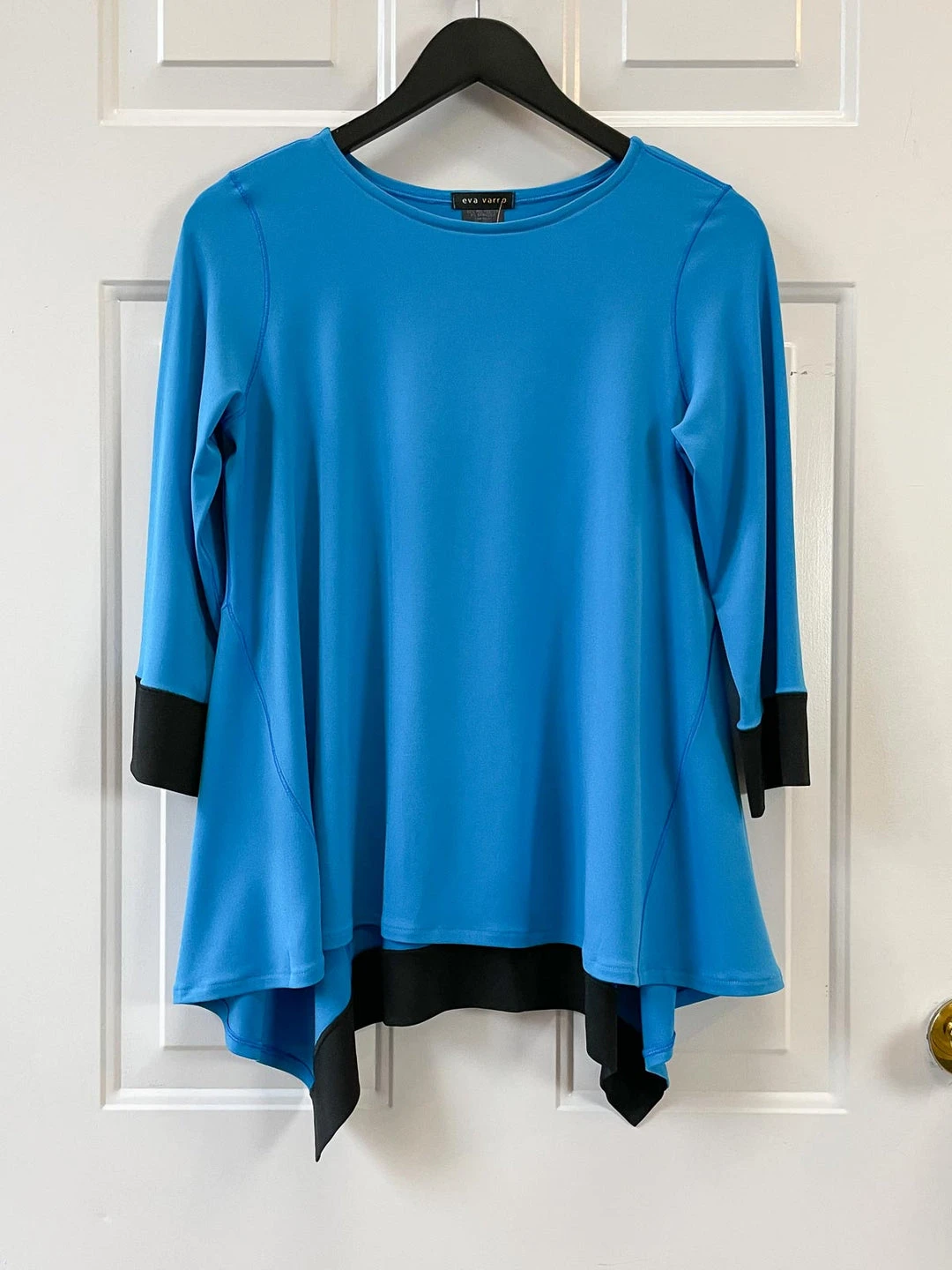 Eva Varro Eva Varro Tyb Tunic, Azure/Black 3 Eva Varro Eva Varro Tyb Tunic, Azure/Black