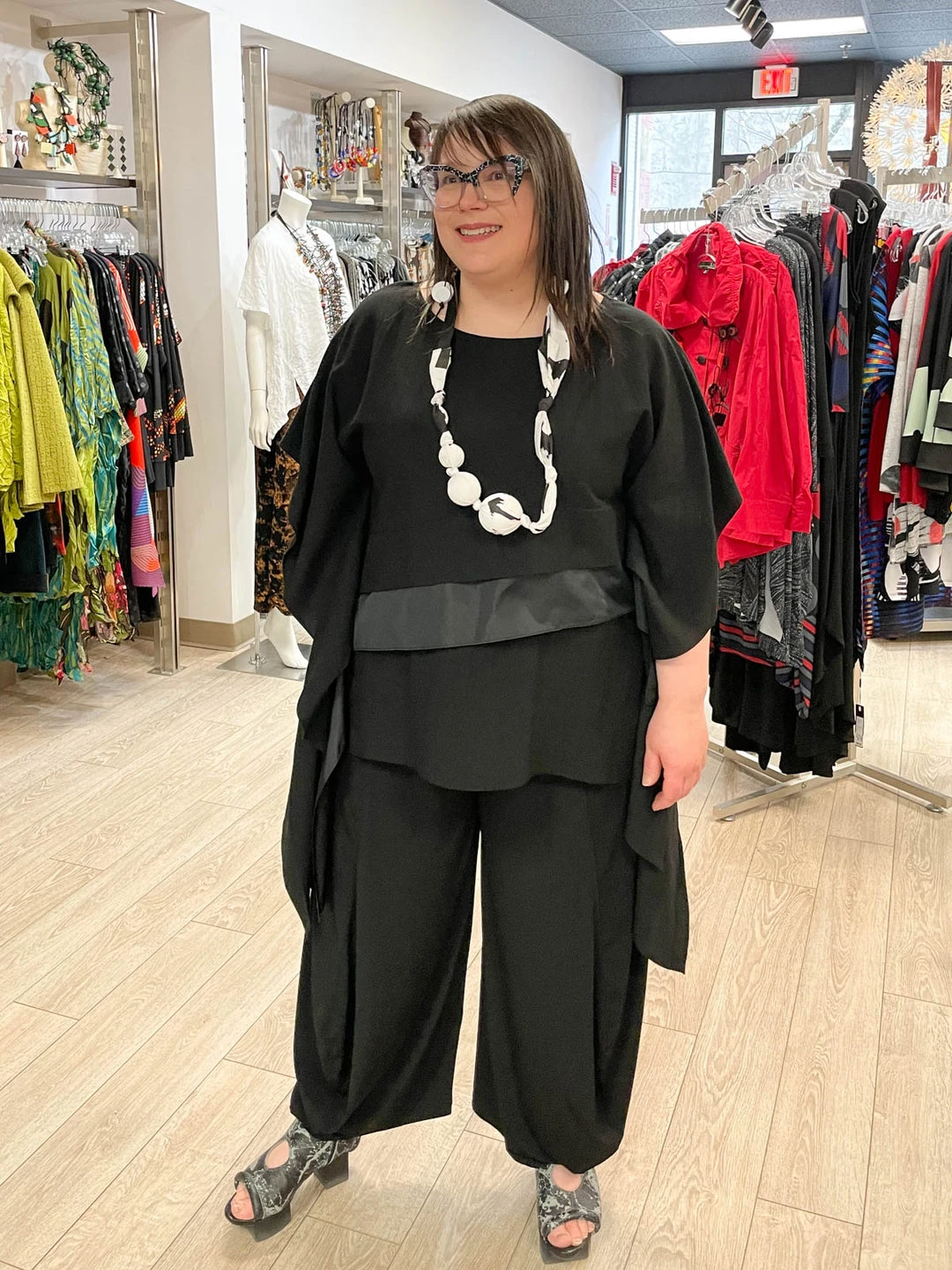 Igor Dobranic Melissa Tunic, Black Igor Dobranic 4 Igor Dobranic Melissa Tunic, Black Igor Dobranic