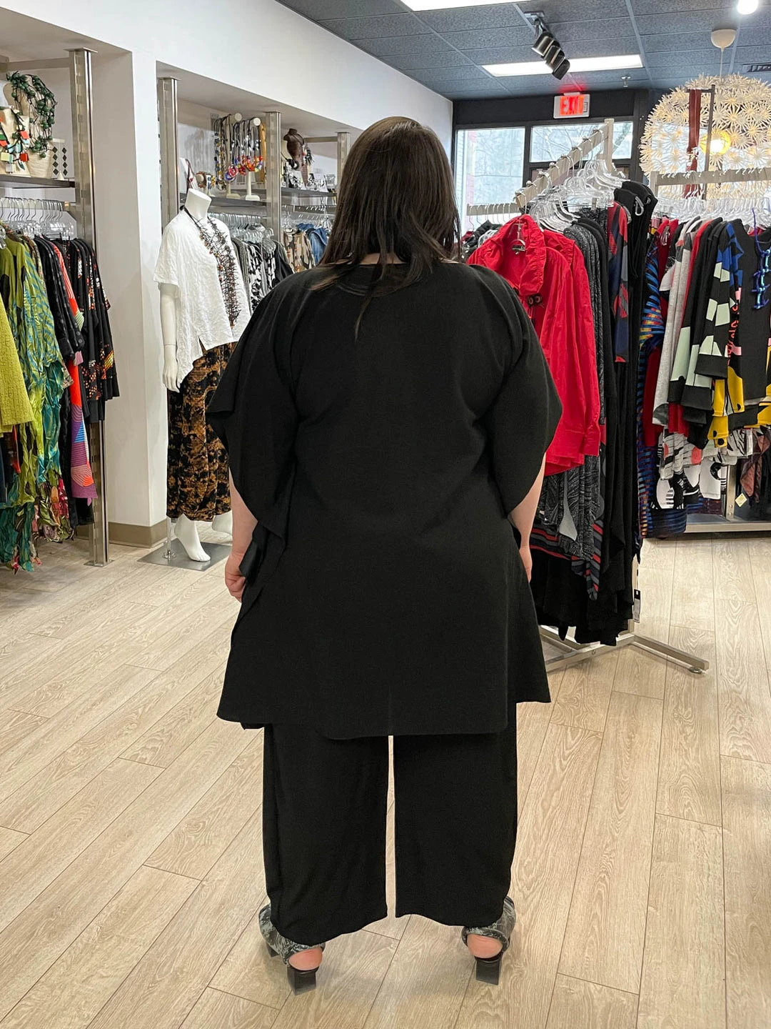 Igor Dobranic Melissa Tunic, Black Igor Dobranic 8 Igor Dobranic Melissa Tunic, Black Igor Dobranic