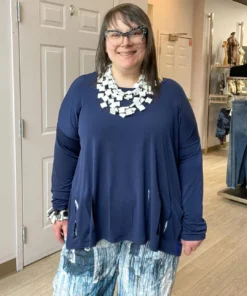 Kozan Delano Top, Deep Cut Out 14 Kozan Delano Top, Deep Cut Out