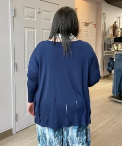 Kozan Delano Top, Deep Cut Out 15 Kozan Delano Top, Deep Cut Out