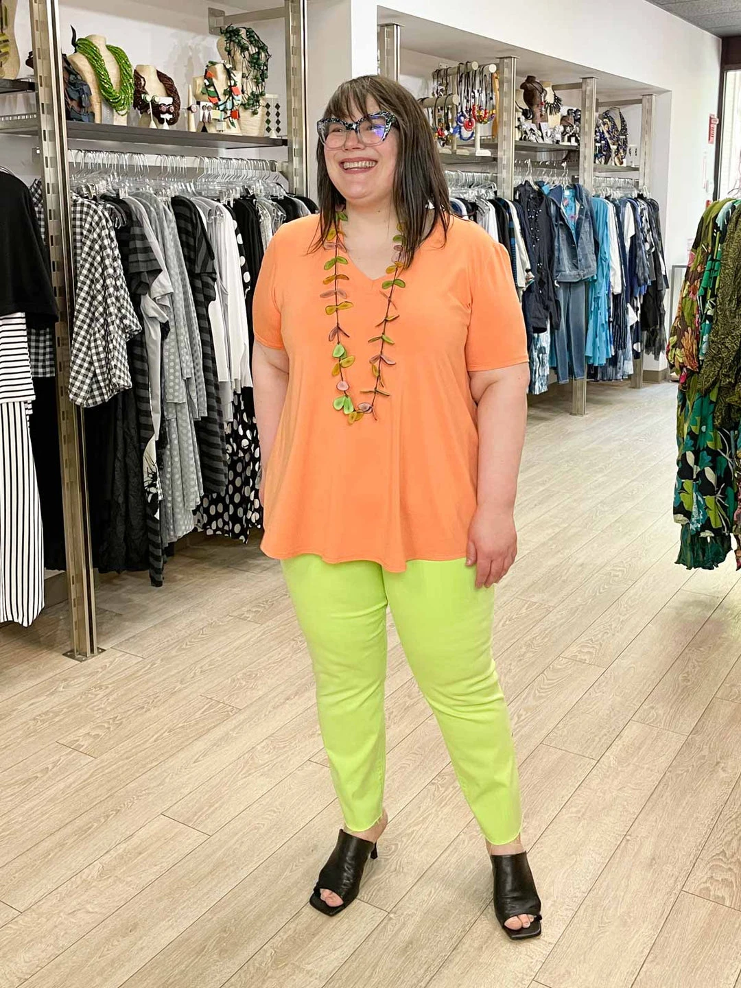 Liverpool Los Angeles Liverpool Los Angeles Gia Glider Crop Cut Hem, Limelight