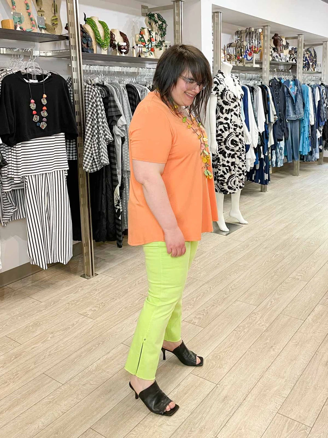 Liverpool Los Angeles Liverpool Los Angeles Gia Glider Crop Cut Hem, Limelight