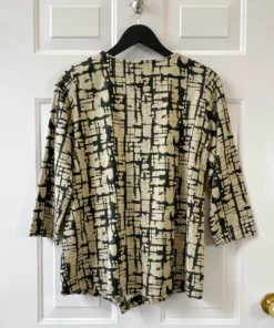 Q'Neel Notch Vent A-Line Top, Tan/Black