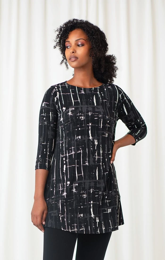 Sympli Sympli Trapeze Tunic, 3/4 Sleeve, Drifting Lines Black 3 Sympli Sympli Trapeze Tunic, 3/4 Sleeve, Drifting Lines Black