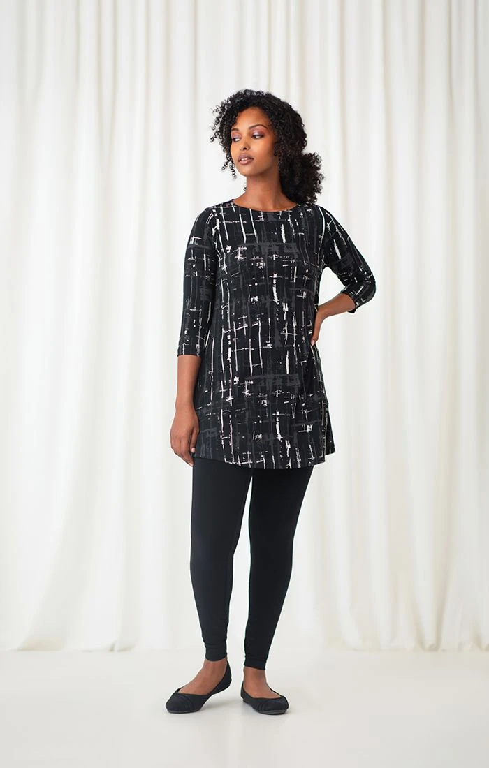 Sympli Sympli Trapeze Tunic, 3/4 Sleeve, Drifting Lines Black 4 Sympli Sympli Trapeze Tunic, 3/4 Sleeve, Drifting Lines Black