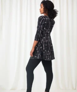 Sympli Sympli Trapeze Tunic, 3/4 Sleeve, Drifting Lines Black 8 Sympli Sympli Trapeze Tunic, 3/4 Sleeve, Drifting Lines Black