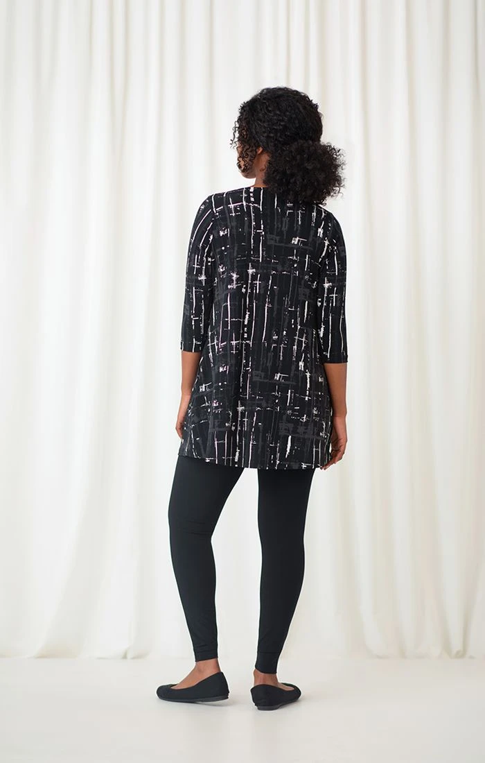 Sympli Sympli Trapeze Tunic, 3/4 Sleeve, Drifting Lines Black 6 Sympli Sympli Trapeze Tunic, 3/4 Sleeve, Drifting Lines Black